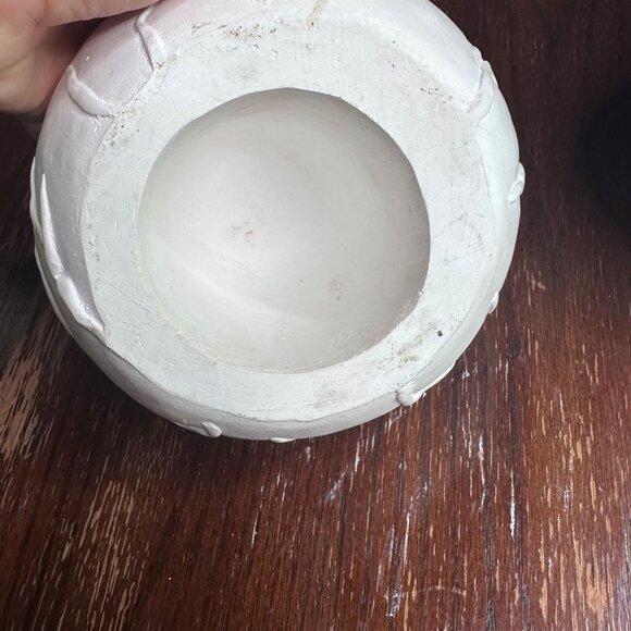 Large White Ceramic Eyeball Bookends With Sculpted Vein & Iris Details - Picture 5 of 13